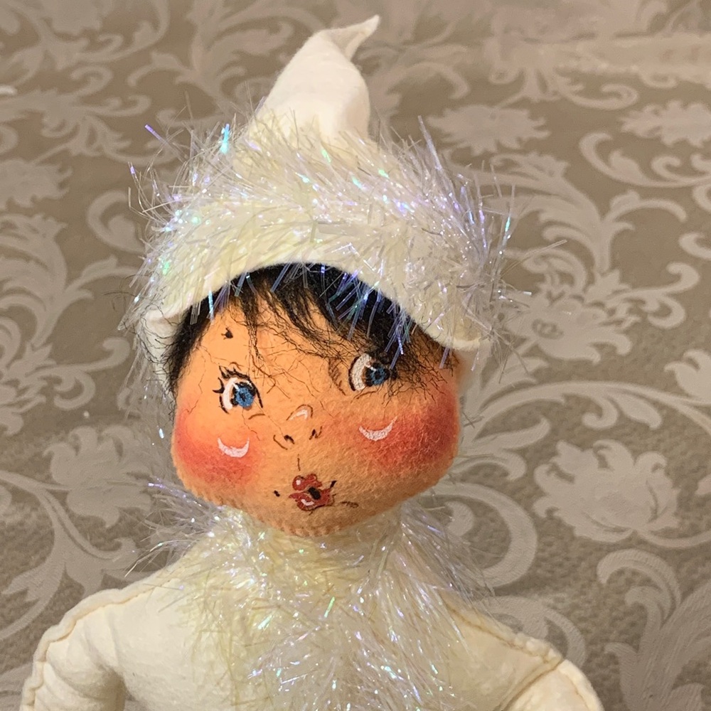 Vintage 22” ANNALEE  WHITE FROSTY WINTER TINSEL ELF DOLL - Picture 6 of 8